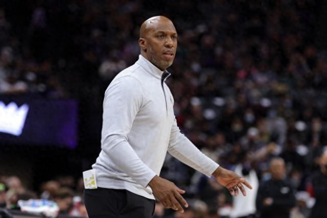 曝塔利斯卡与利雅得胜利解约 将加盟费内巴切