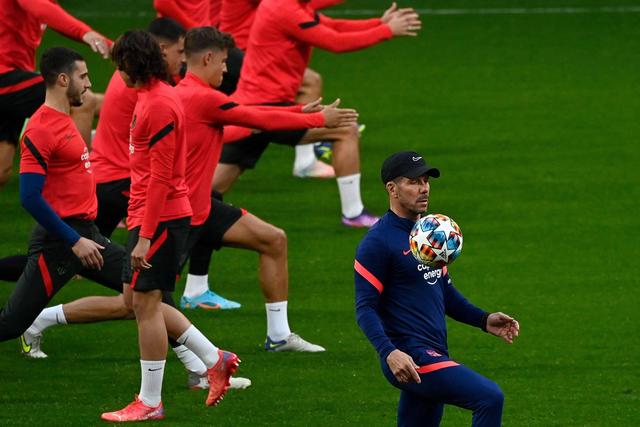 曝CBA最佳教练邱彪将离开新疆队 有望执教山东