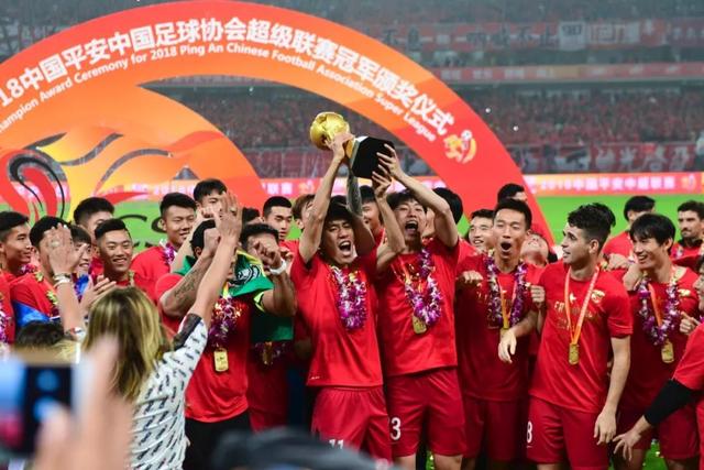 海港夏窗人员调整 决定俱乐部20岁生日歌的情感基调？