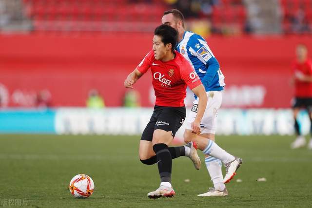 英超-萨卡破门恩瓦内里处子球 阿森纳3-0森林